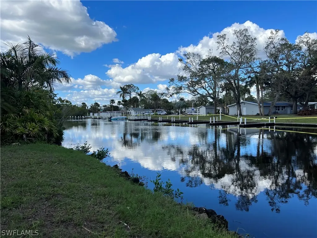 3201 Sabal Court Naples FL 34112