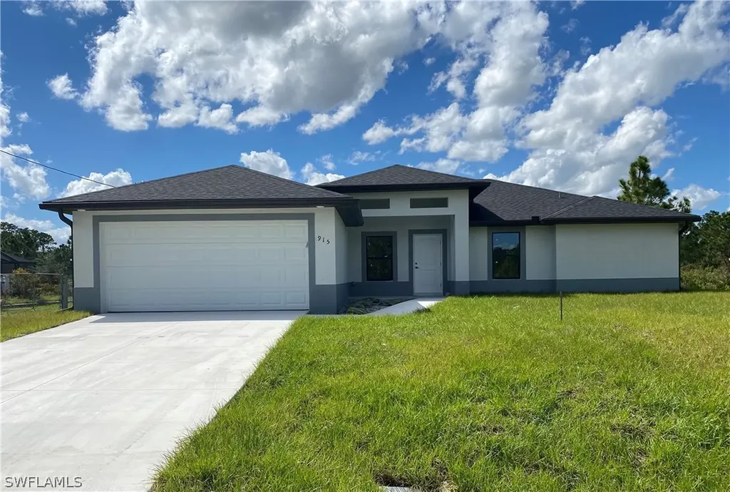 6024 Lindbrook Avenue Fort Myers FL 33905
