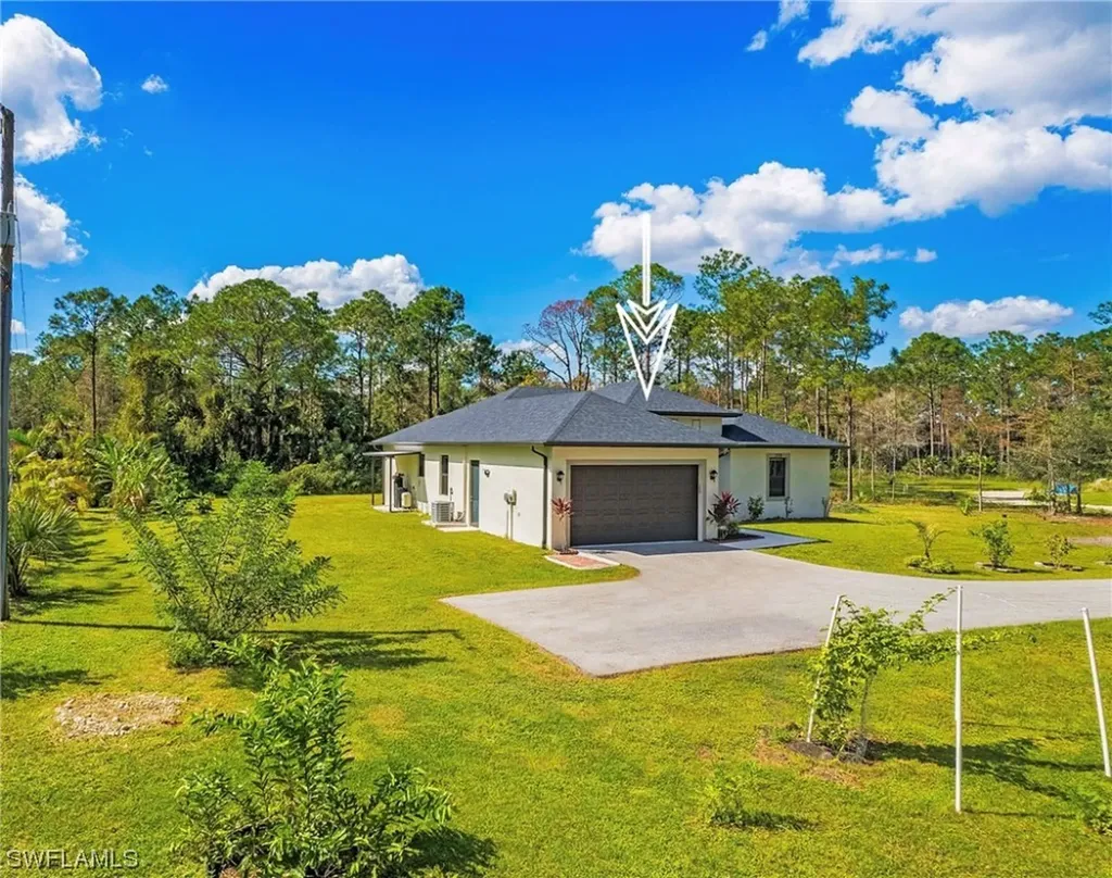 1295 Everglades Boulevard S Naples FL 34117
