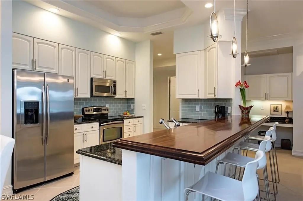 7160 Lemuria Circle Naples FL 34109