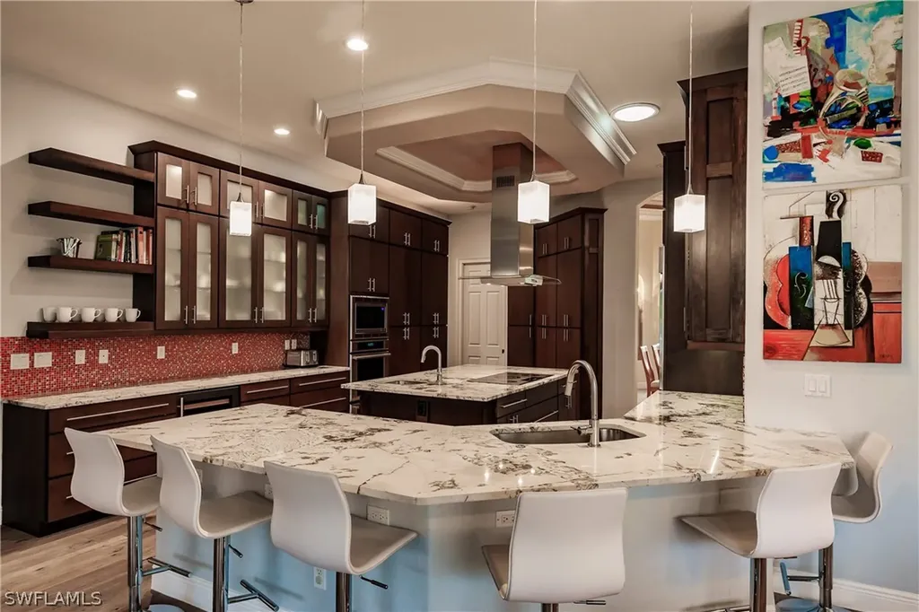 493 Banyan Boulevard Naples FL 34102