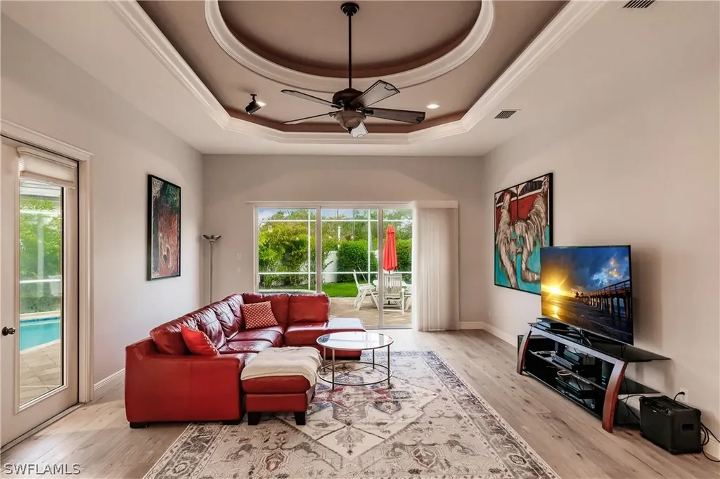 493 Banyan Boulevard Naples FL 34102