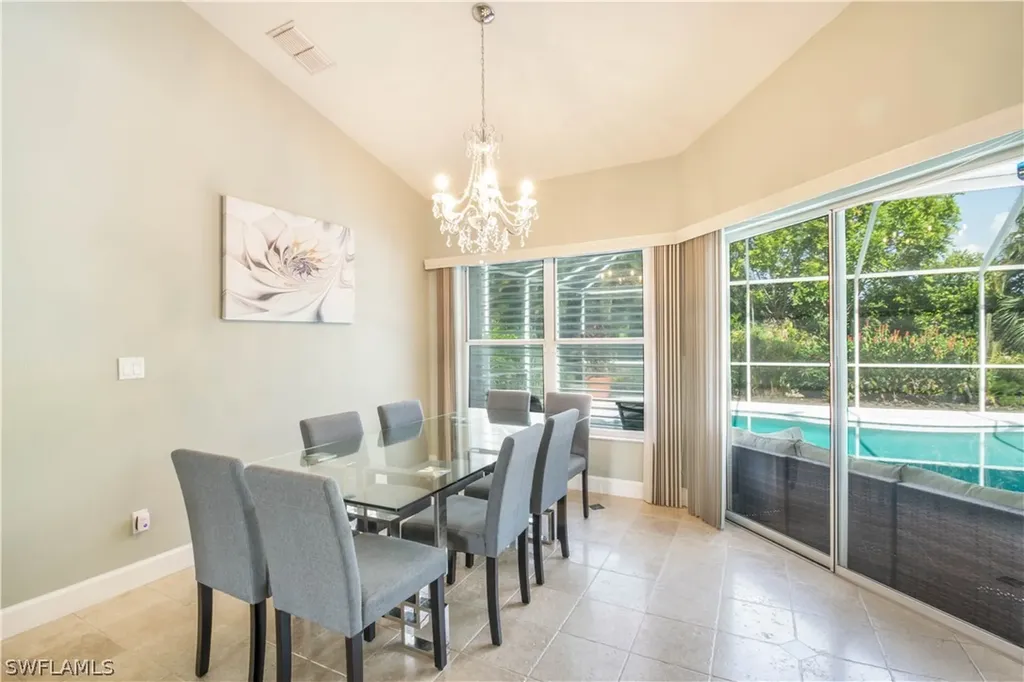 457 Raven Way Naples FL 34110