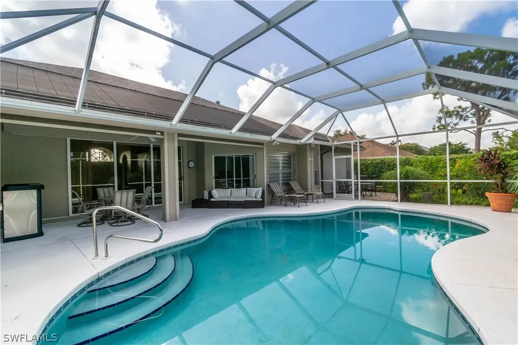 457 Raven Way Naples FL 34110