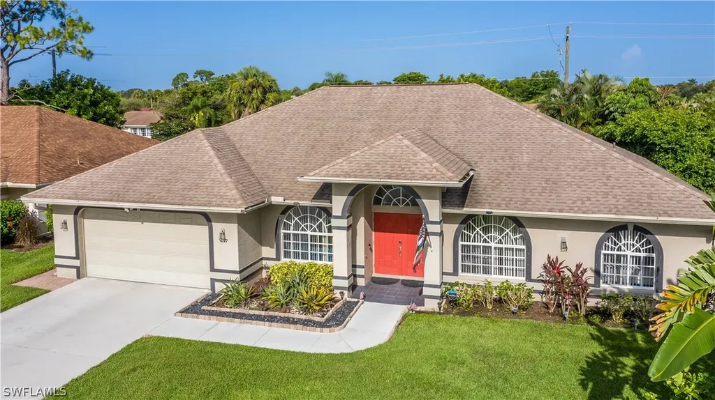 457 Raven Way Naples FL 34110