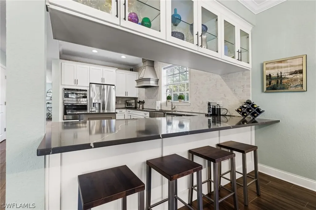 4628 1/2 W Longfellow Tampa FL 33629
