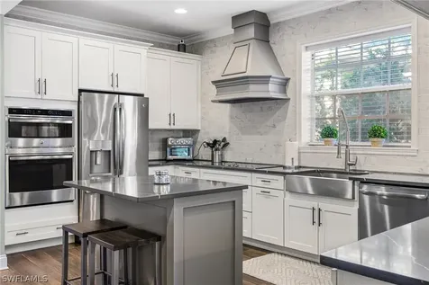 4628 1/2 W Longfellow Tampa FL 33629