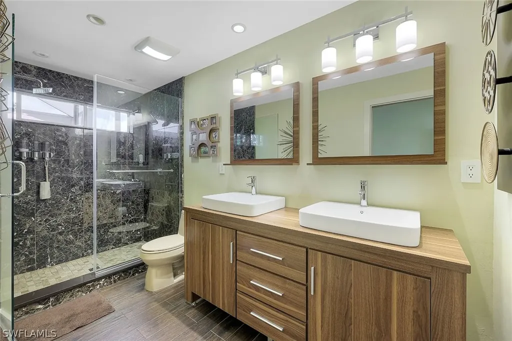 13461 Bridgeford Avenue Bonita Springs FL 34135