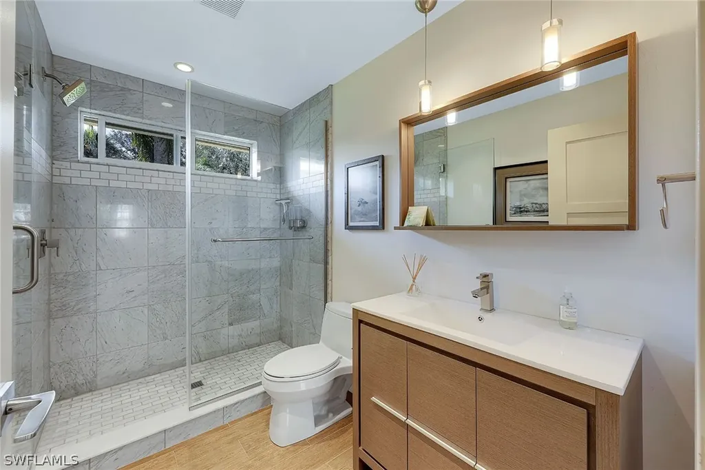 13461 Bridgeford Avenue Bonita Springs FL 34135