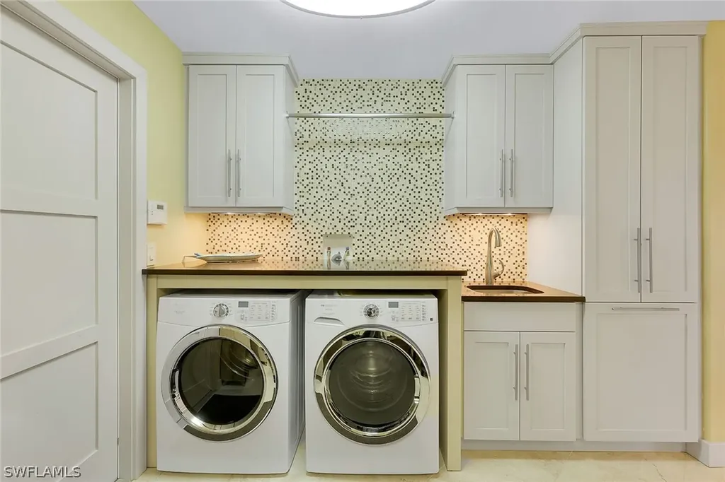13461 Bridgeford Avenue Bonita Springs FL 34135