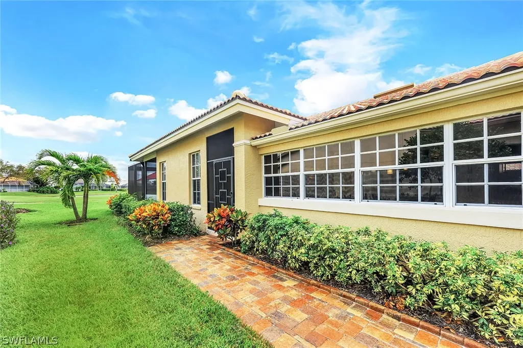 13461 Bridgeford Avenue Bonita Springs FL 34135
