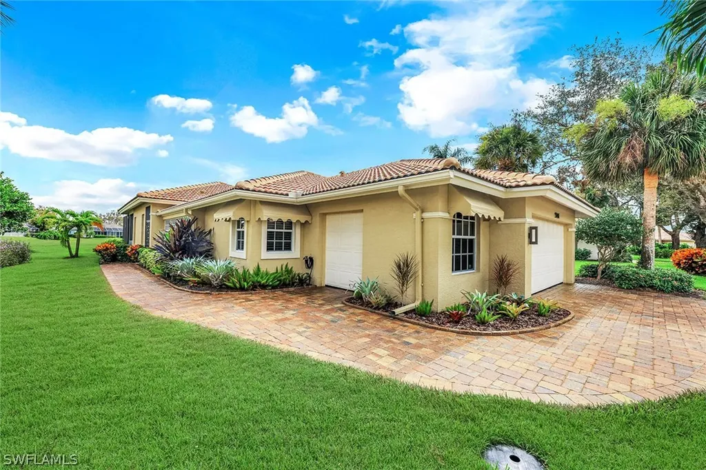 13461 Bridgeford Avenue Bonita Springs FL 34135