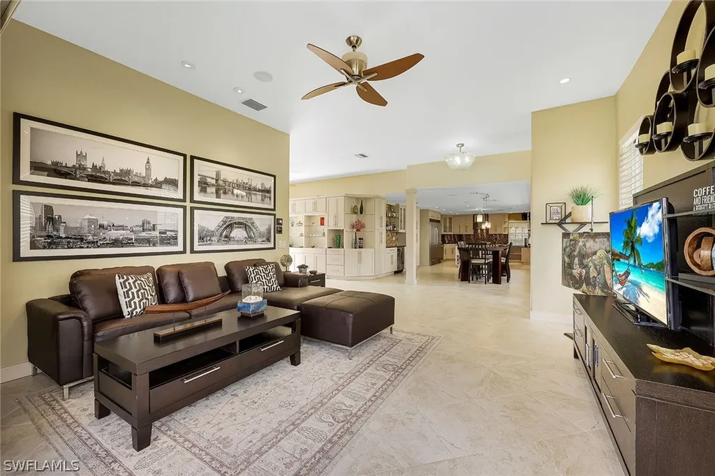 13461 Bridgeford Avenue Bonita Springs FL 34135