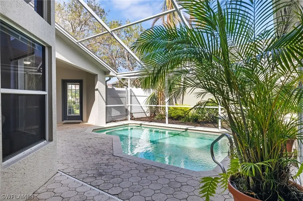 14827 Paradigm Court Fort Myers FL 33919