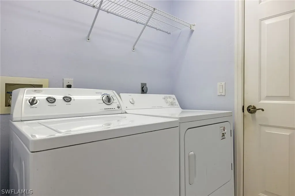 14827 Paradigm Court Fort Myers FL 33919