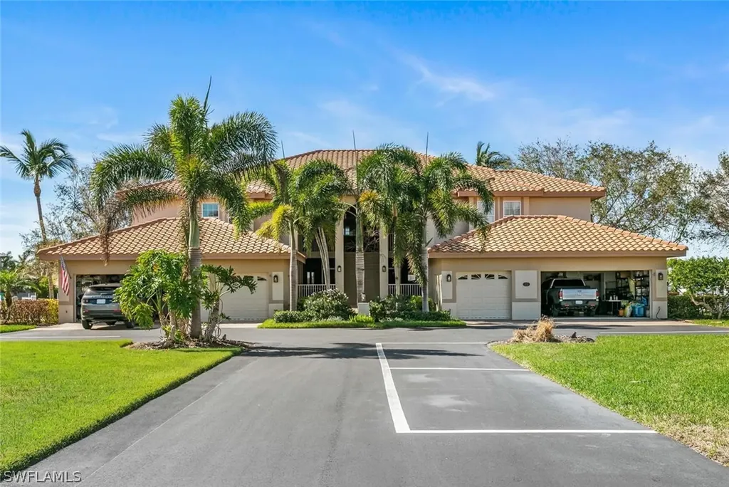 Marco Island FL, 210 Waterway Court, Unit 2-201