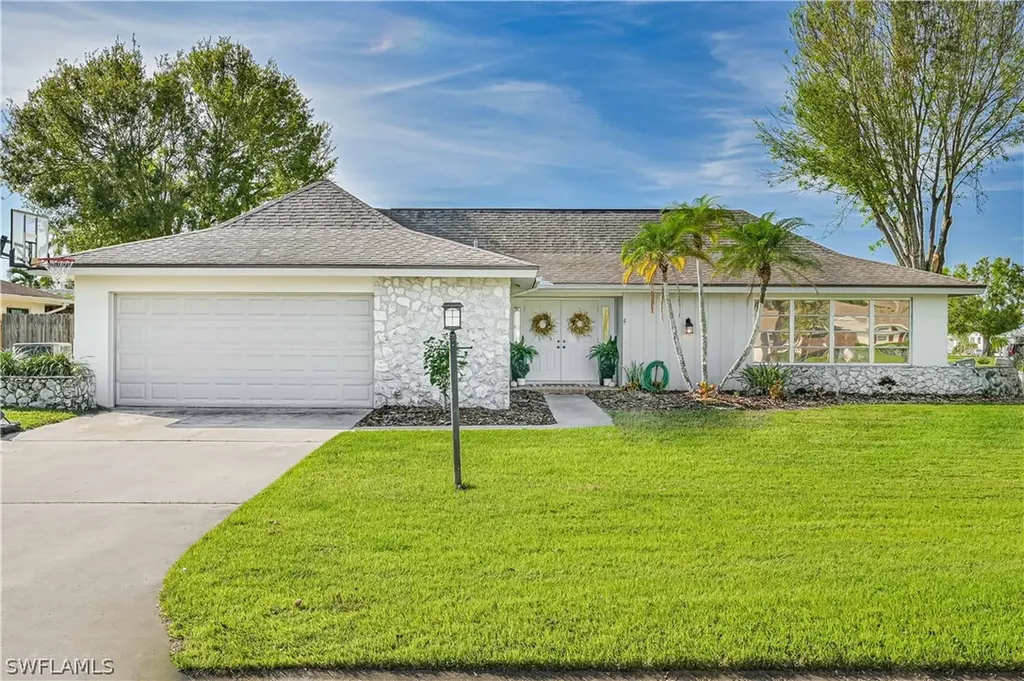 1328 Brentwood Parkway Fort Myers FL 33919