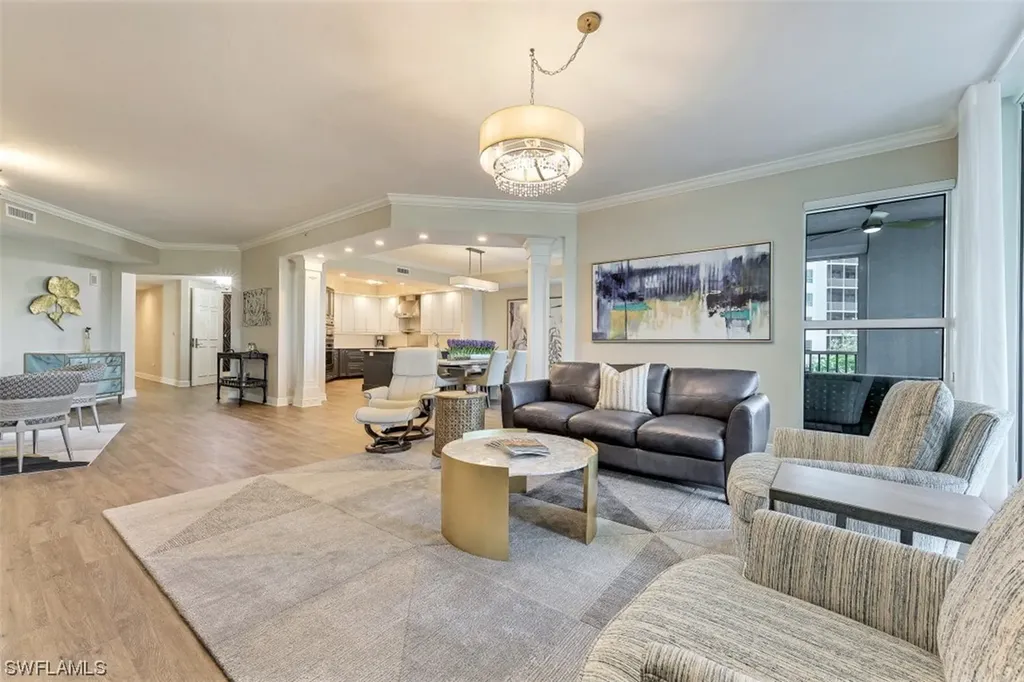 285 Grande Way Naples FL 34110