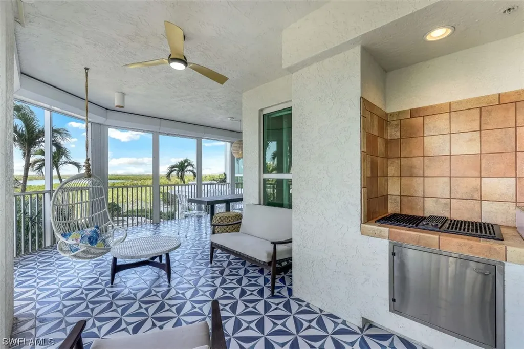 285 Grande Way Naples FL 34110