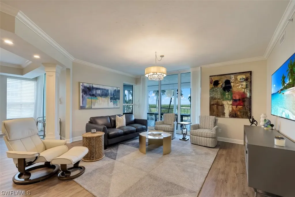 285 Grande Way Naples FL 34110