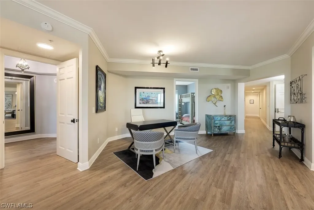 285 Grande Way Naples FL 34110