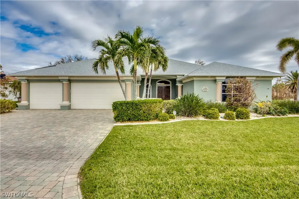1007 SE 5th Street Cape Coral FL 33990