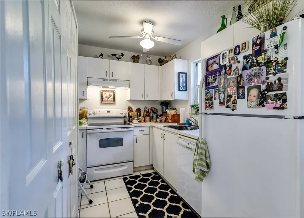 787 108th Avenue Naples FL 34108