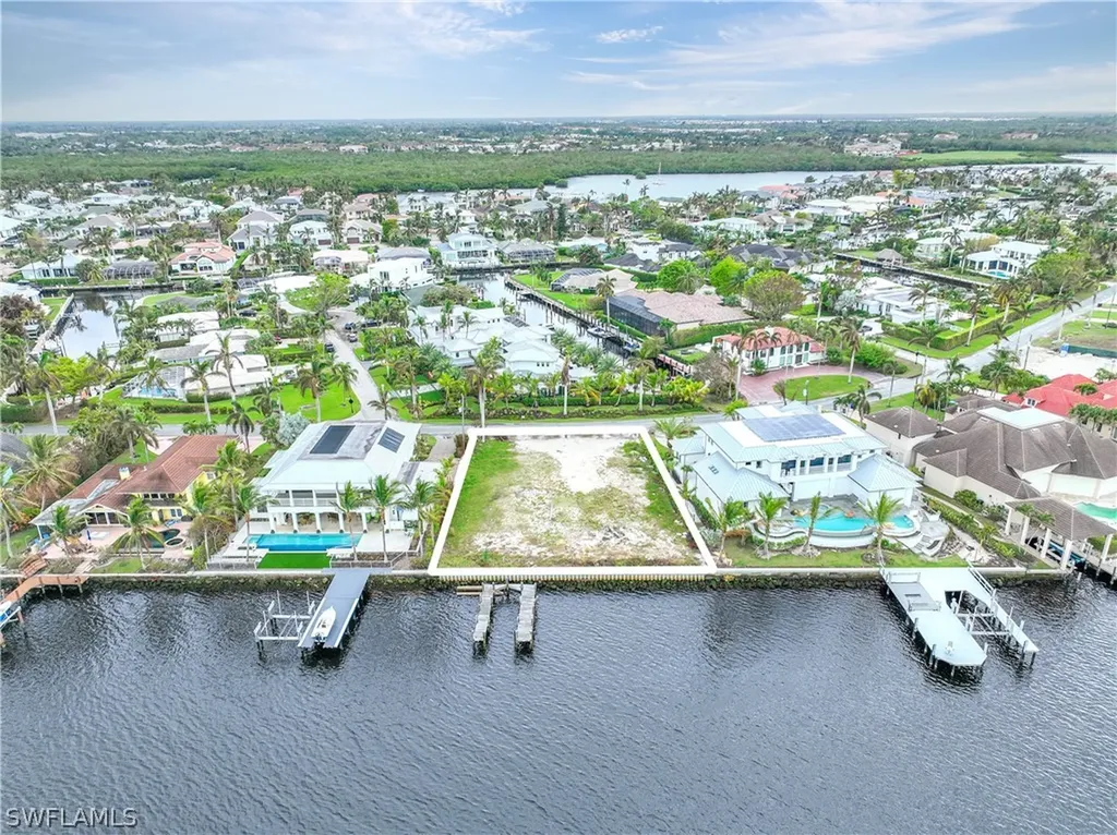2188 Kingfish Road Naples FL 34102