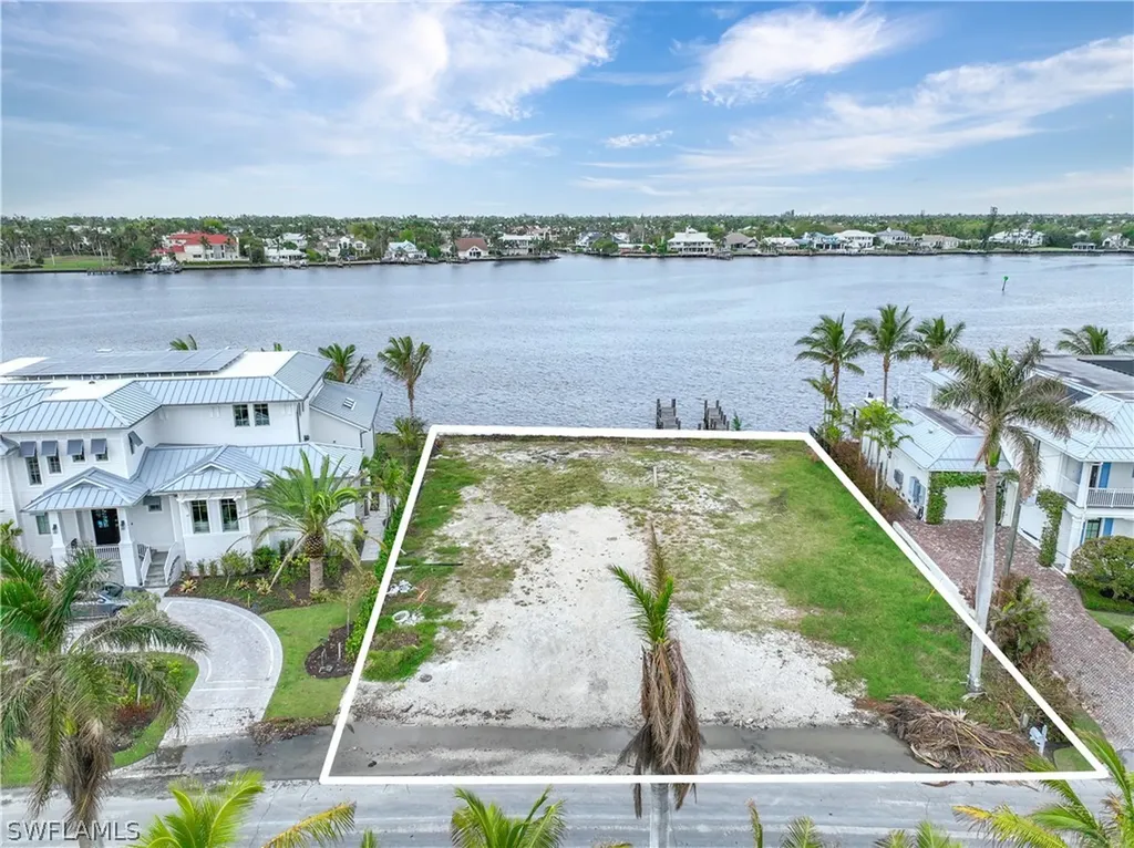 2188 Kingfish Road Naples FL 34102