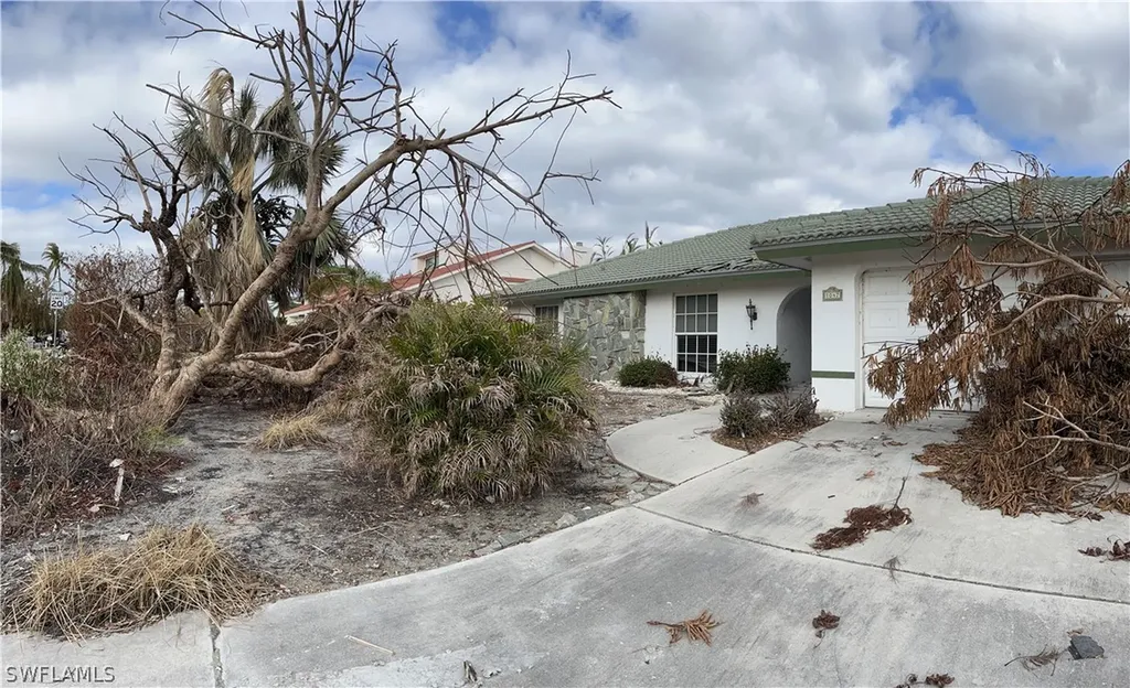 1047 Sand Castle Road Sanibel FL 33957