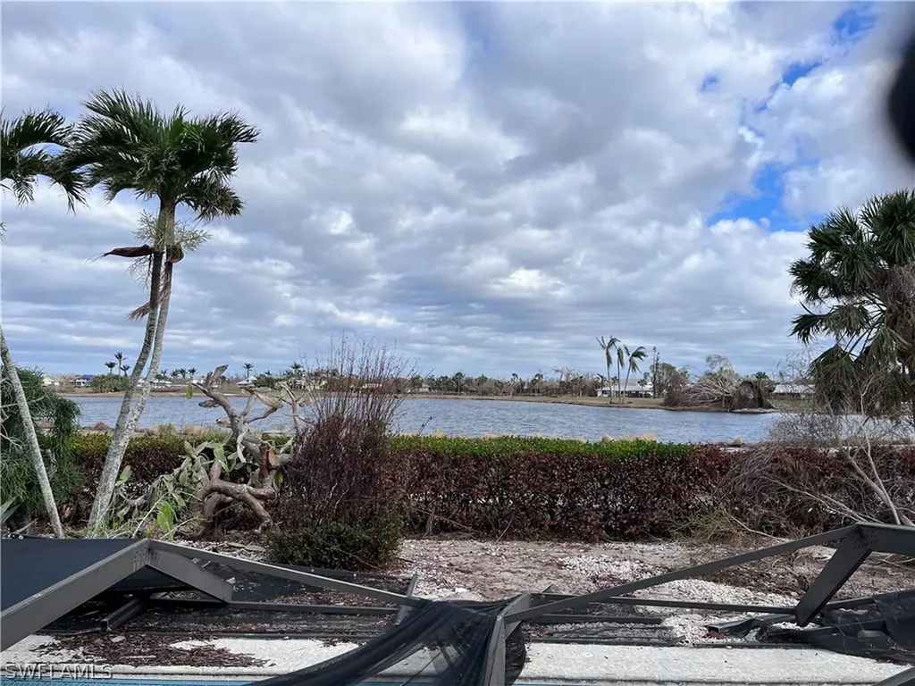 1047 Sand Castle Road Sanibel FL 33957