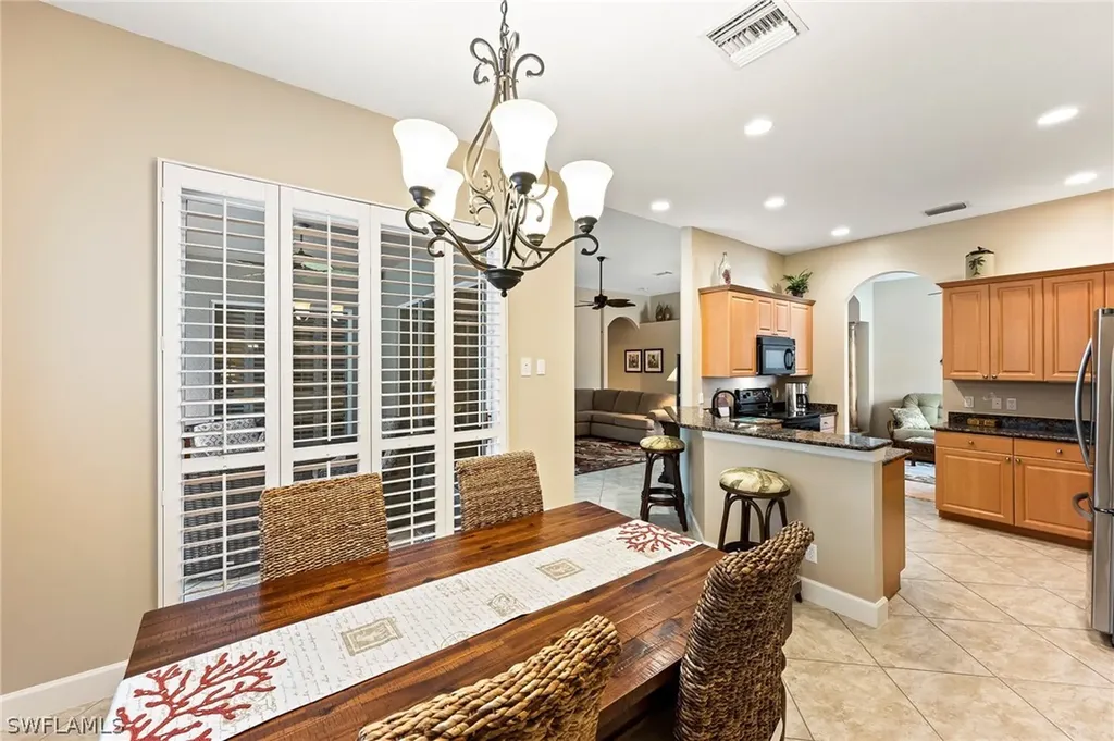 15892 Delaplata Lane Naples FL 34110