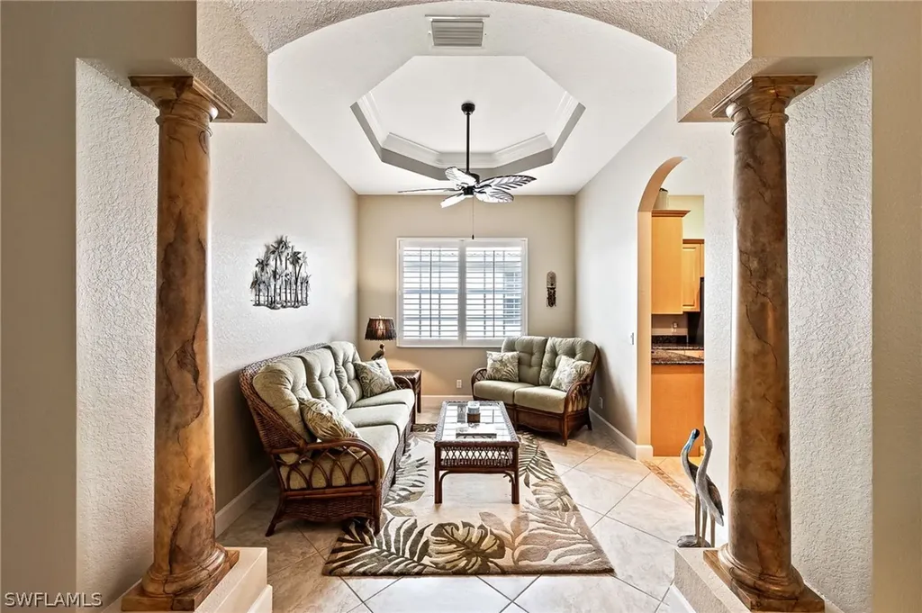 15892 Delaplata Lane Naples FL 34110