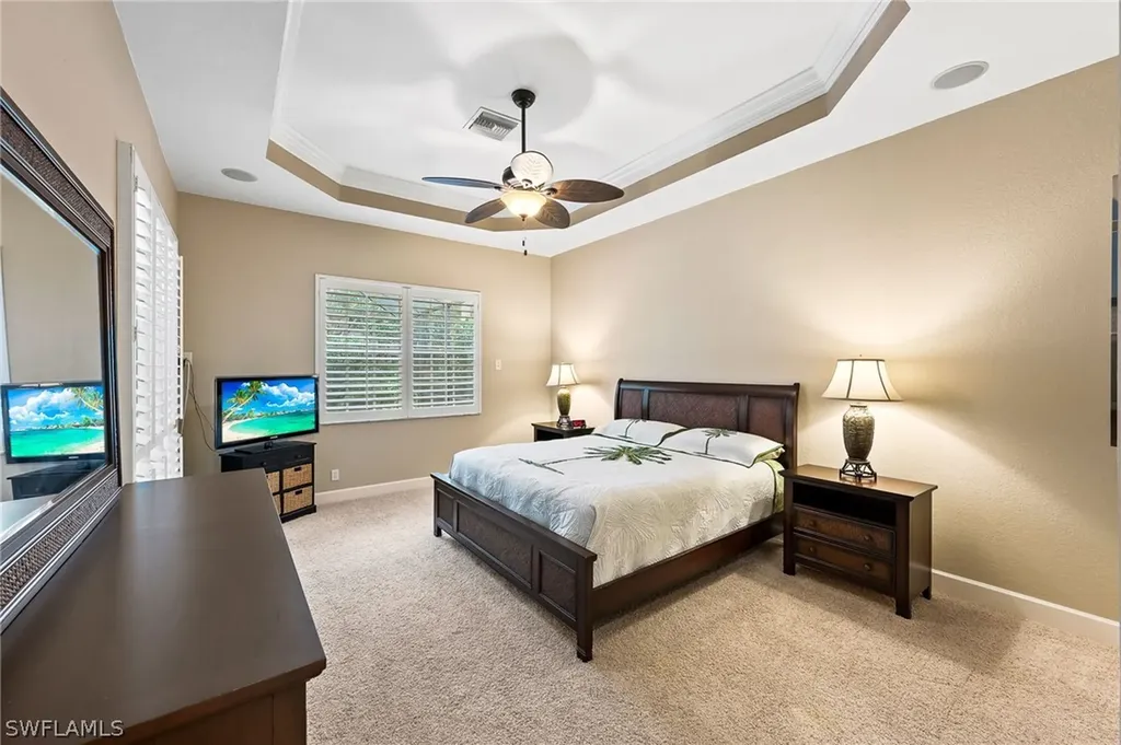 15892 Delaplata Lane Naples FL 34110