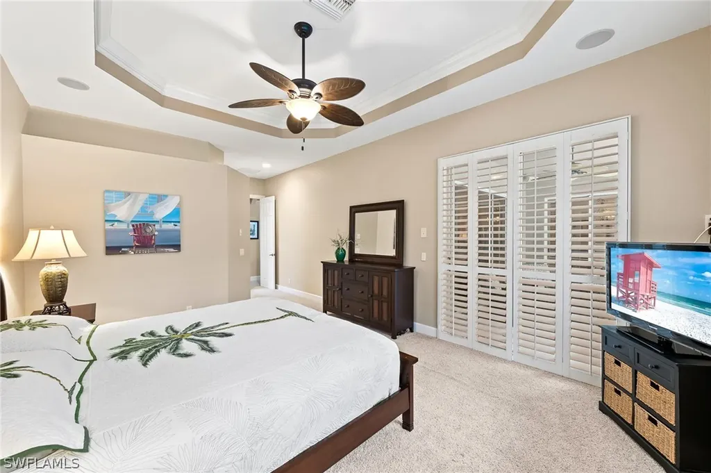 15892 Delaplata Lane Naples FL 34110