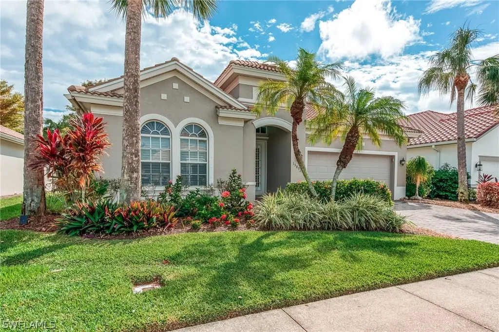 15892 Delaplata Lane Naples FL 34110