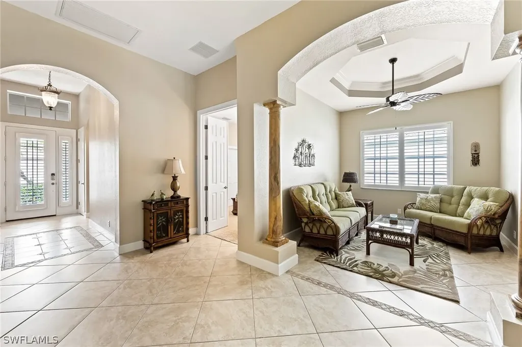15892 Delaplata Lane Naples FL 34110