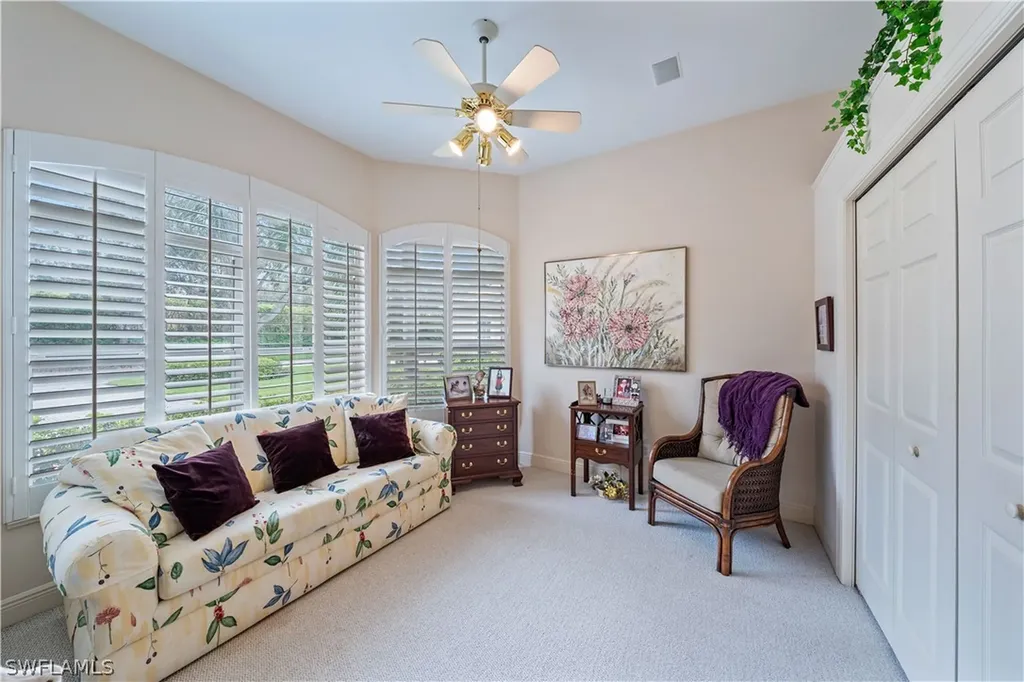 5210 Kensington High Street Naples FL 34105
