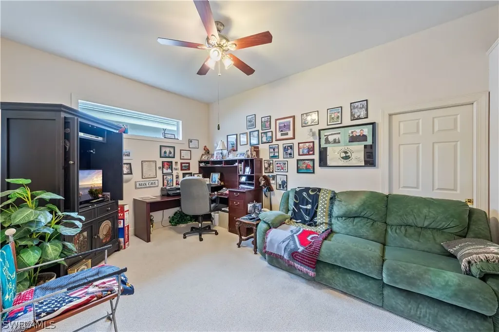 5210 Kensington High Street Naples FL 34105