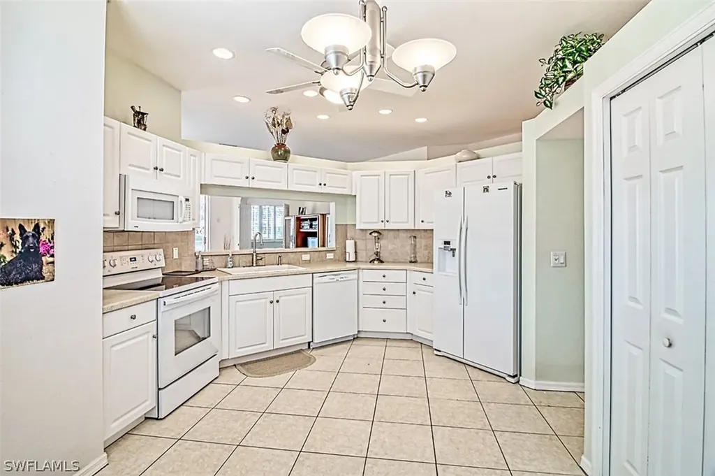 7677 Bay Lake Drive Fort Myers FL 33907