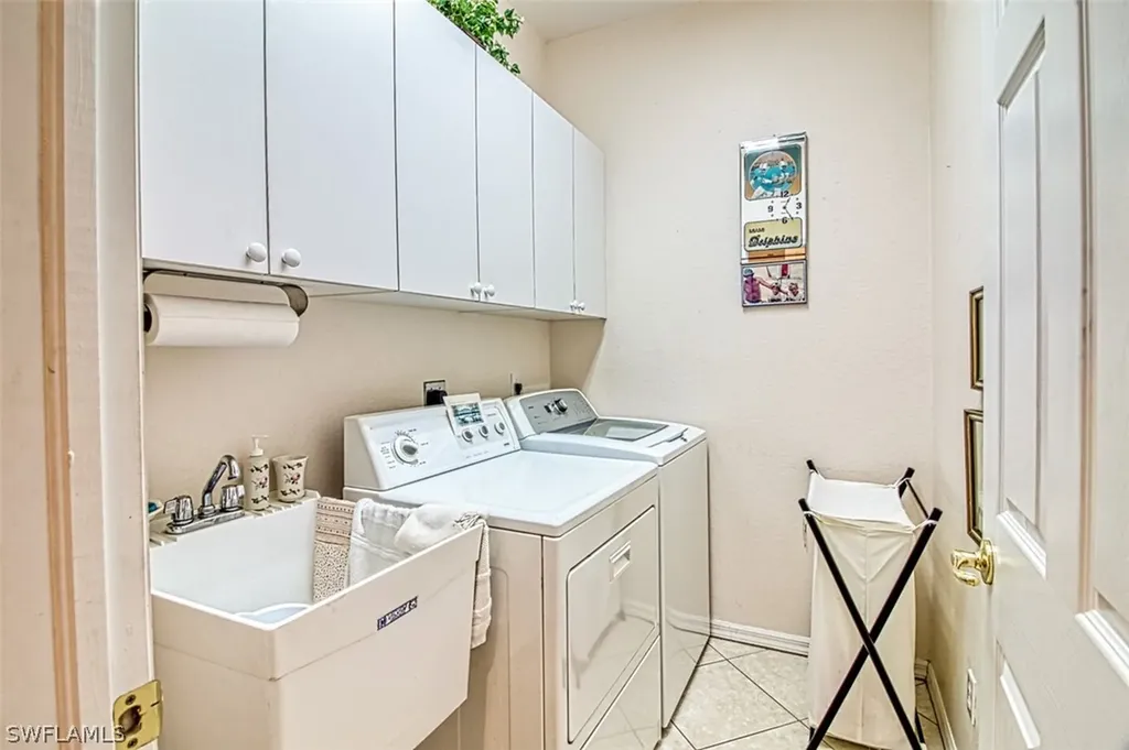 7677 Bay Lake Drive Fort Myers FL 33907