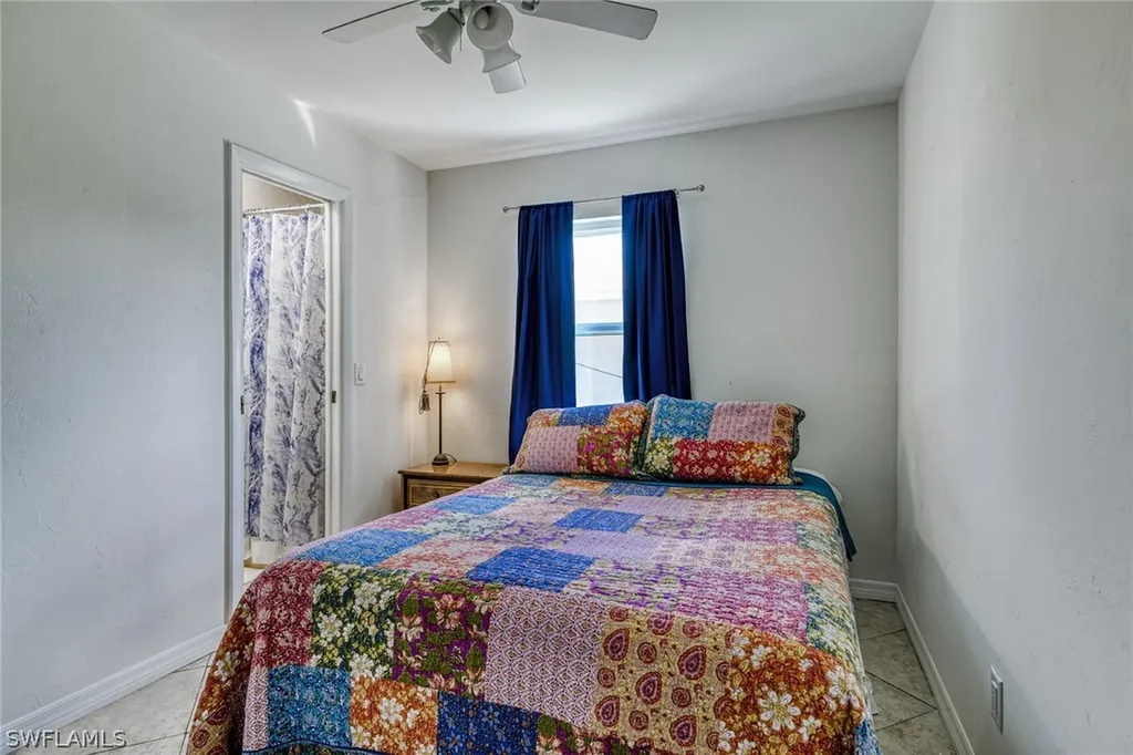 838 109th Avenue N Naples FL 34108