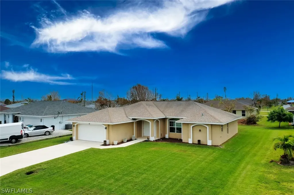 124 SW 29th Street Cape Coral FL 33914