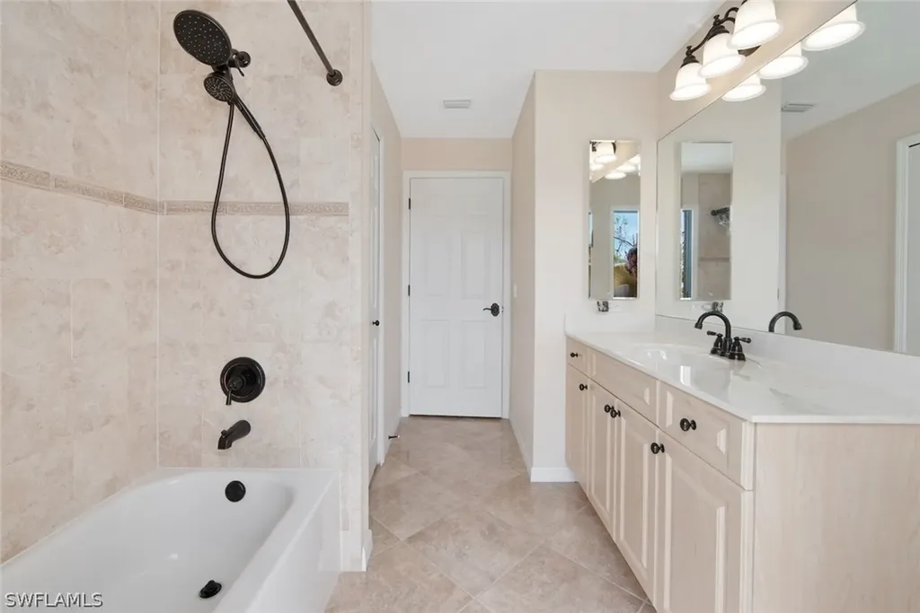 124 SW 29th Street Cape Coral FL 33914