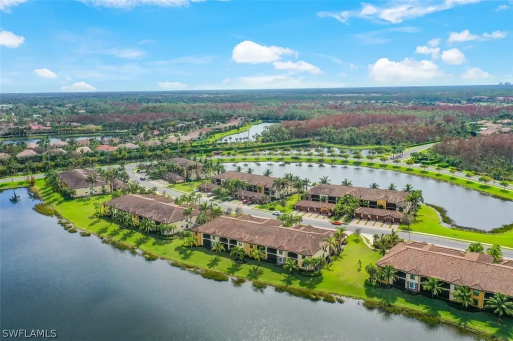 9517 Avellino Way Naples FL 34113