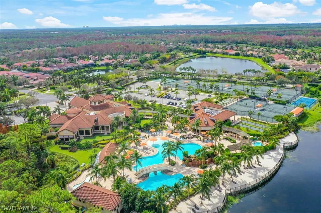 9517 Avellino Way Naples FL 34113