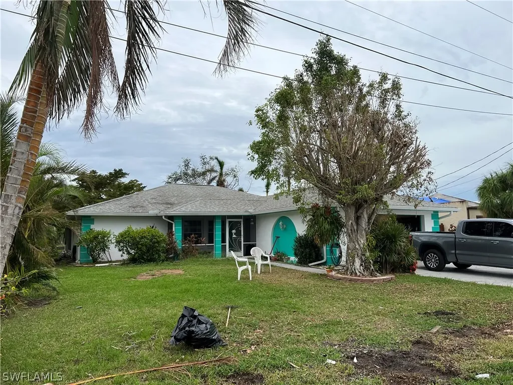 2198 Isle Of Pines Avenue Fort Myers FL 33905