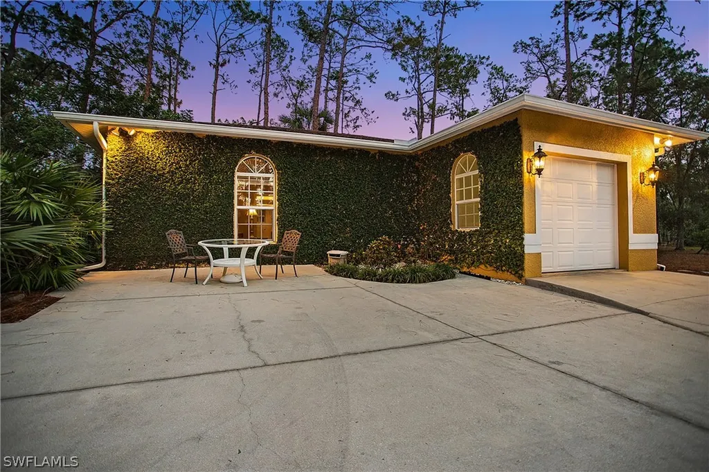 5098 Mahogany Ridge Drive Naples FL 34119