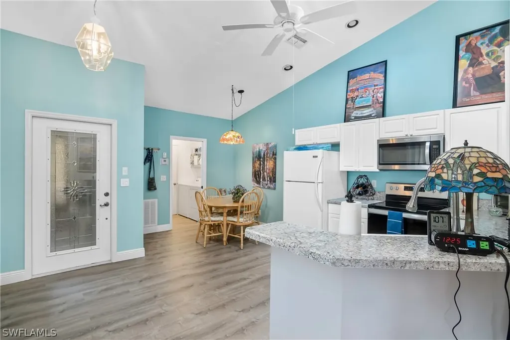 3630 Stone Way Estero FL 33928