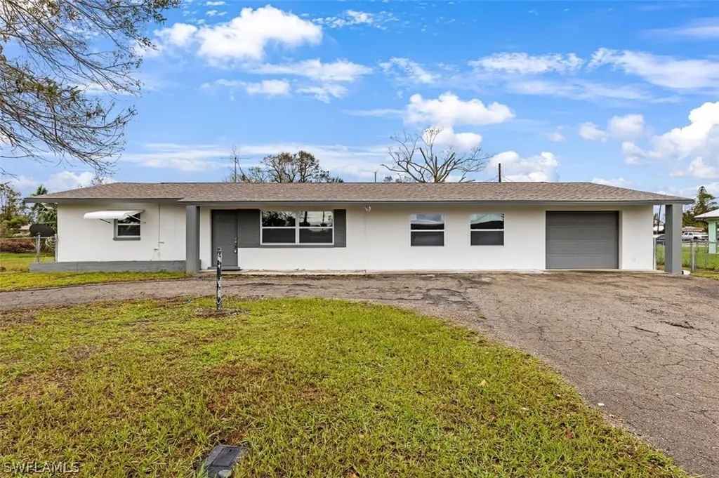 147 Maine Avenue Fort Myers FL 33905